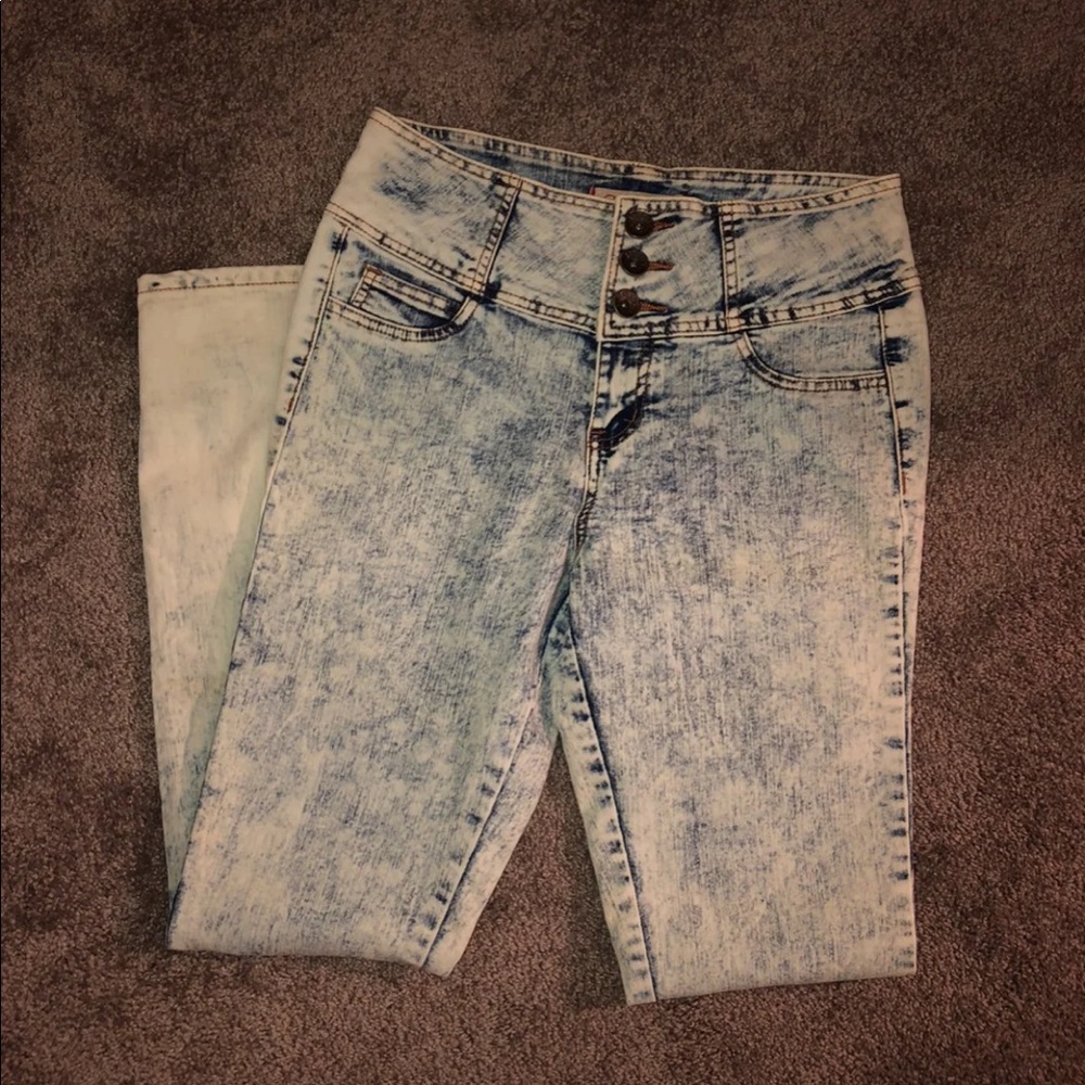 Elite Jeans. Acid wash style